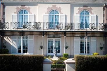 هتل Pontac House