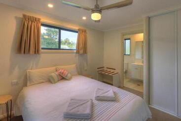 모텔 Yarra Holiday Park