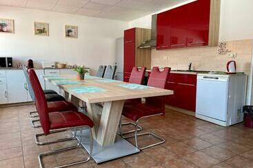 Пансион Guesthouse Piller