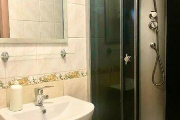 膳宿费 Teremok Guest House