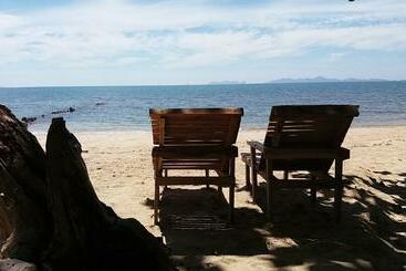 膳宿费 Kohjum Relax Beach