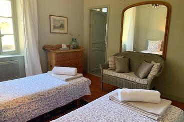 ベッドアンドブレックファースト La Souqueto