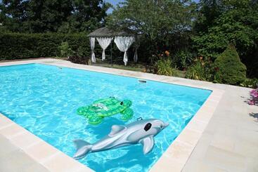 住宿加早餐  Le Miroir Des Etoiles