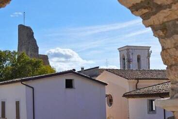 酒店 Al Piccolo Borgo Locanda Con Alloggio