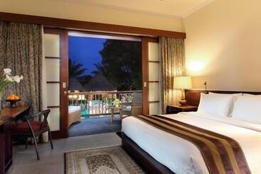 Отель Griya Santrian A Beach Resort
