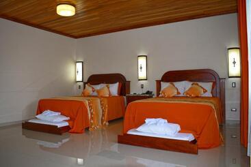 בית מלון כפרי Los Lagos Spa & Thermal Resort Experience