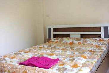 ホテル Wattanakham Serviced Apartment