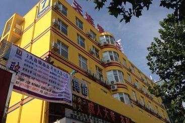 هتل 7 Days Inn Kaifeng Daliang Men Branch