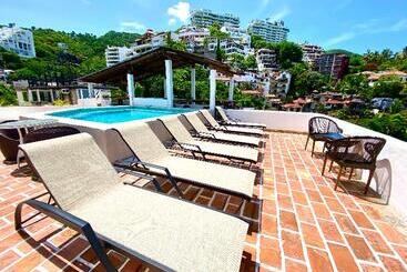Hotel Amaca Puerto Vallarta Adults Only