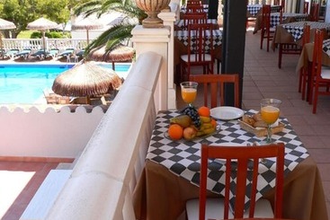 هتل Boutique Bon Repos Adults Only