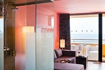 هتل آپارتمان Ocean Beach Club