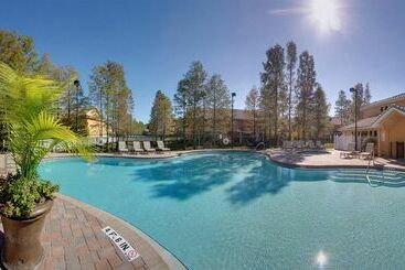 Saratoga Resort Villas