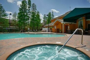 Saratoga Resort Villas