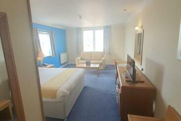 هتل The Telford Whitehouse