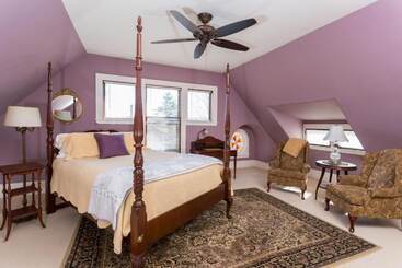 مبيت وإفطار The Lady Mary Inn