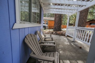 Mcwhinney Summit Cabin