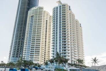 استراحتگاه Marenas Private Apartments