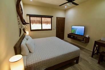 Xan Ha Apartments