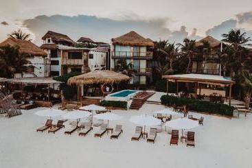 هتل Akkuun Tulum Adults Only