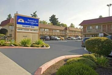 酒店 Americas Best Value Airport Inn