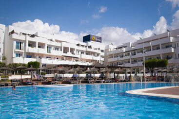 בית מלון כפרי Ohtels Cabogata