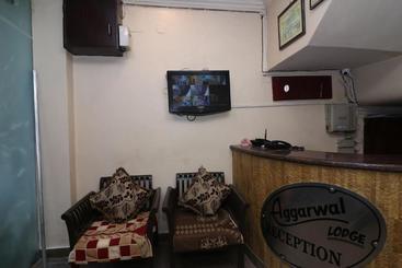 هتل Spot On Agarwal Lodge