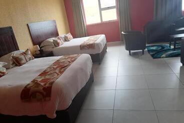 فندق Margate Beach Lodge