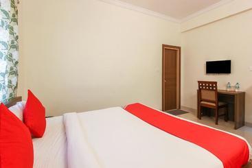 Hillside Hotels Apollo Jubilee Hills