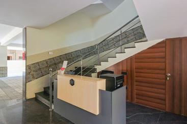 Hillside Hotels Apollo Jubilee Hills