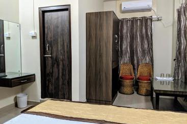 پانسیون Townhouse   The Urban Inn