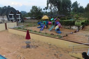 هتل Khwesa Resort
