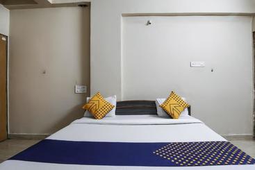 هتل Spot On 76219 Sukhana Residency