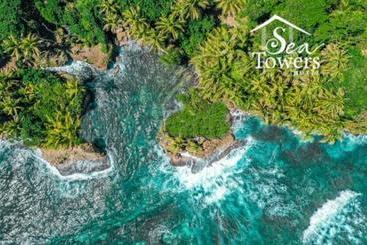 هتل Torres Del Mar