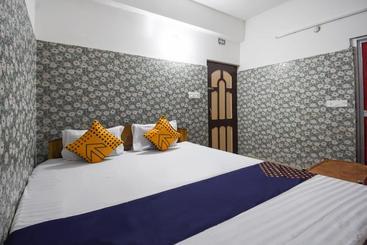 Collection O 73880 Ragsys Hotels