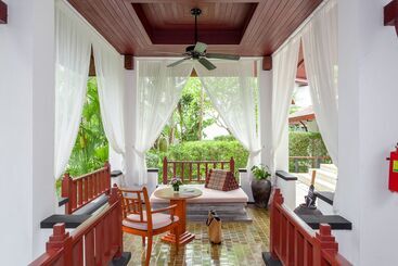 هتل Nakamanda Resort And Spa