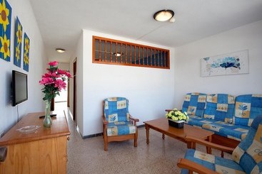 HV Apartamentos Europa
