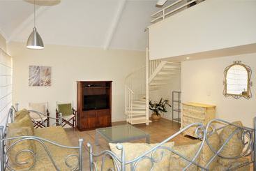Osprey Holiday Village Unit 110