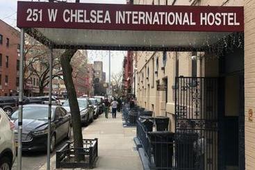 هتل Chelsea International Hostel