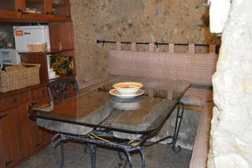 Casa Cueva El Mimo