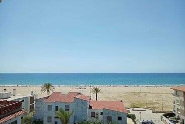 Hotel Comarruga Platja