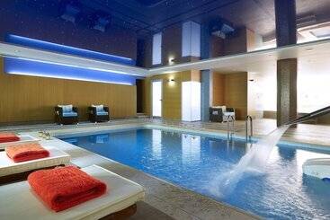 ホテル Macaris Suites & Spa