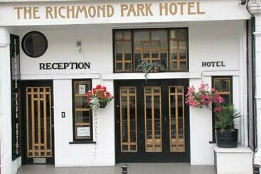 هتل Richmond Park