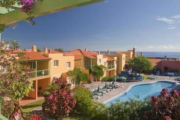 Apartamentos La Caleta