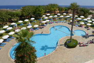 Artemis  Apartments