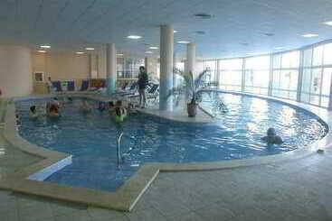 هتل Estreya Park