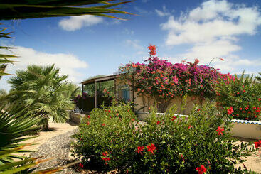 Hotel Parque Das Dunas Village