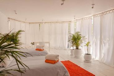 هتل Shambala Petit  Tulum