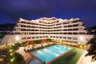 هتل Patong V