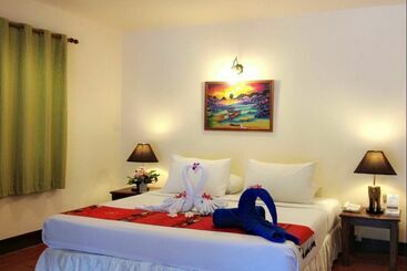 Seascape Beach Resort