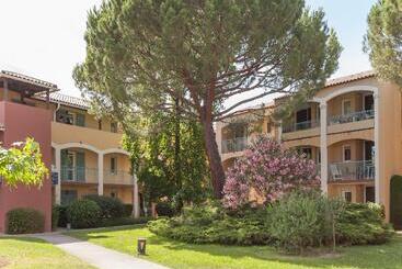 هتل Residence Pierre & Vacances Les Rives De Cannes Mandelieu